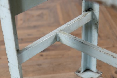 trolley-C-frame-close-up